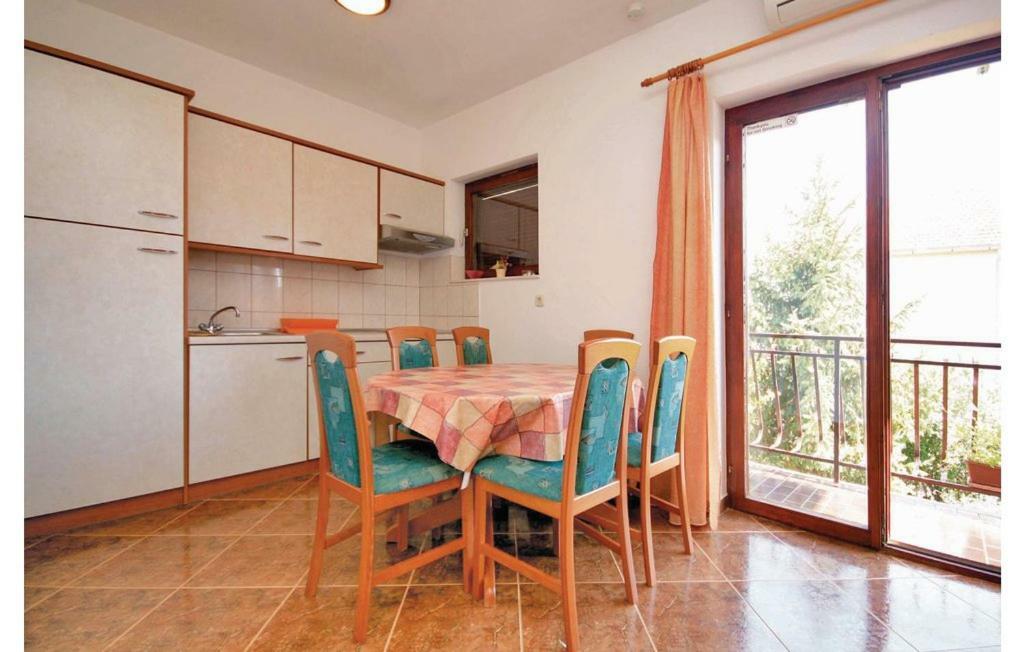 Apartments Perina Šibenik Exteriör bild